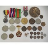 Miscellaneous British coins, medals and medallions: to include two World War II Defense medals, on