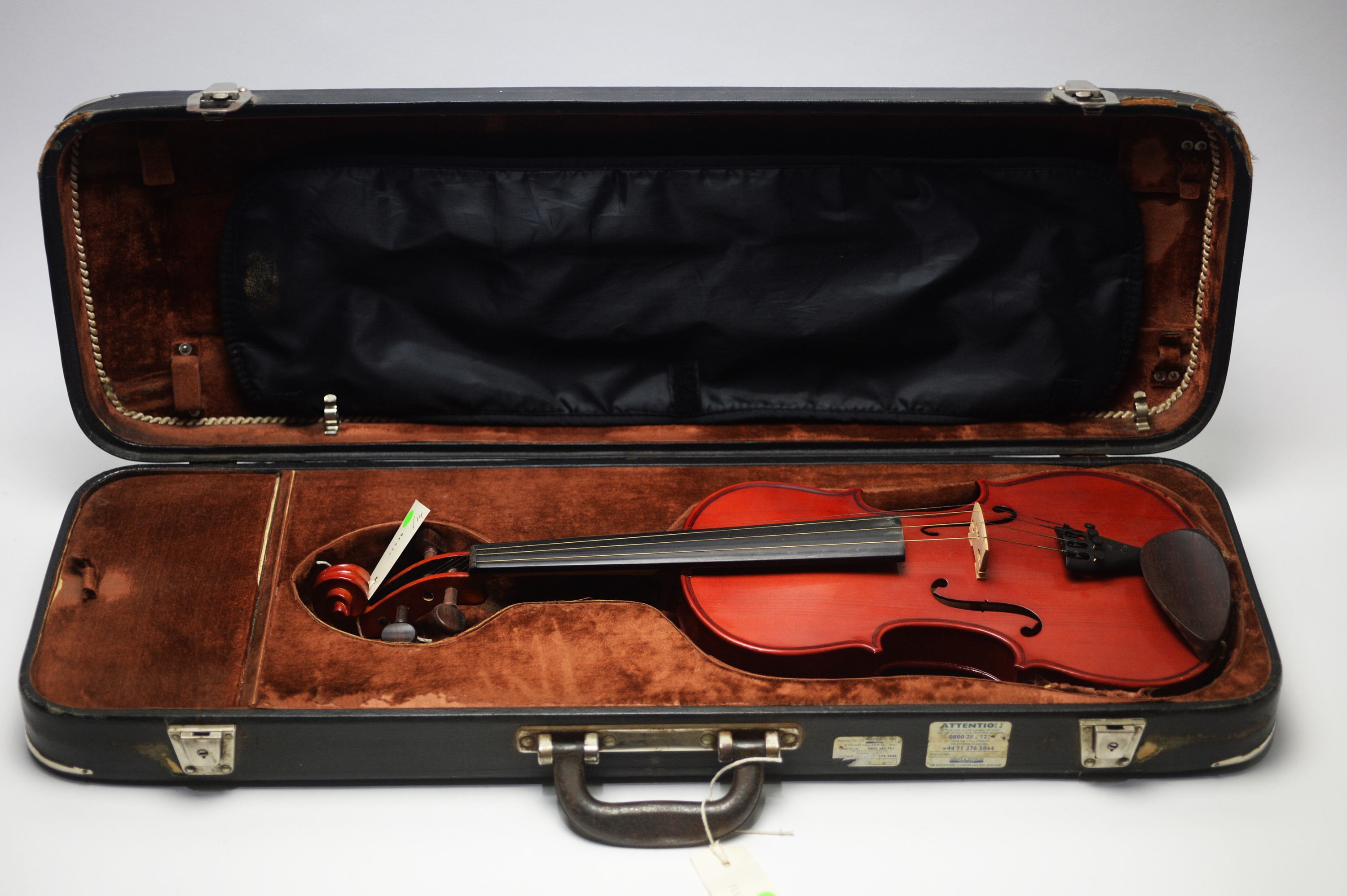 Four student violins and a bow, all cased. - Image 4 of 4