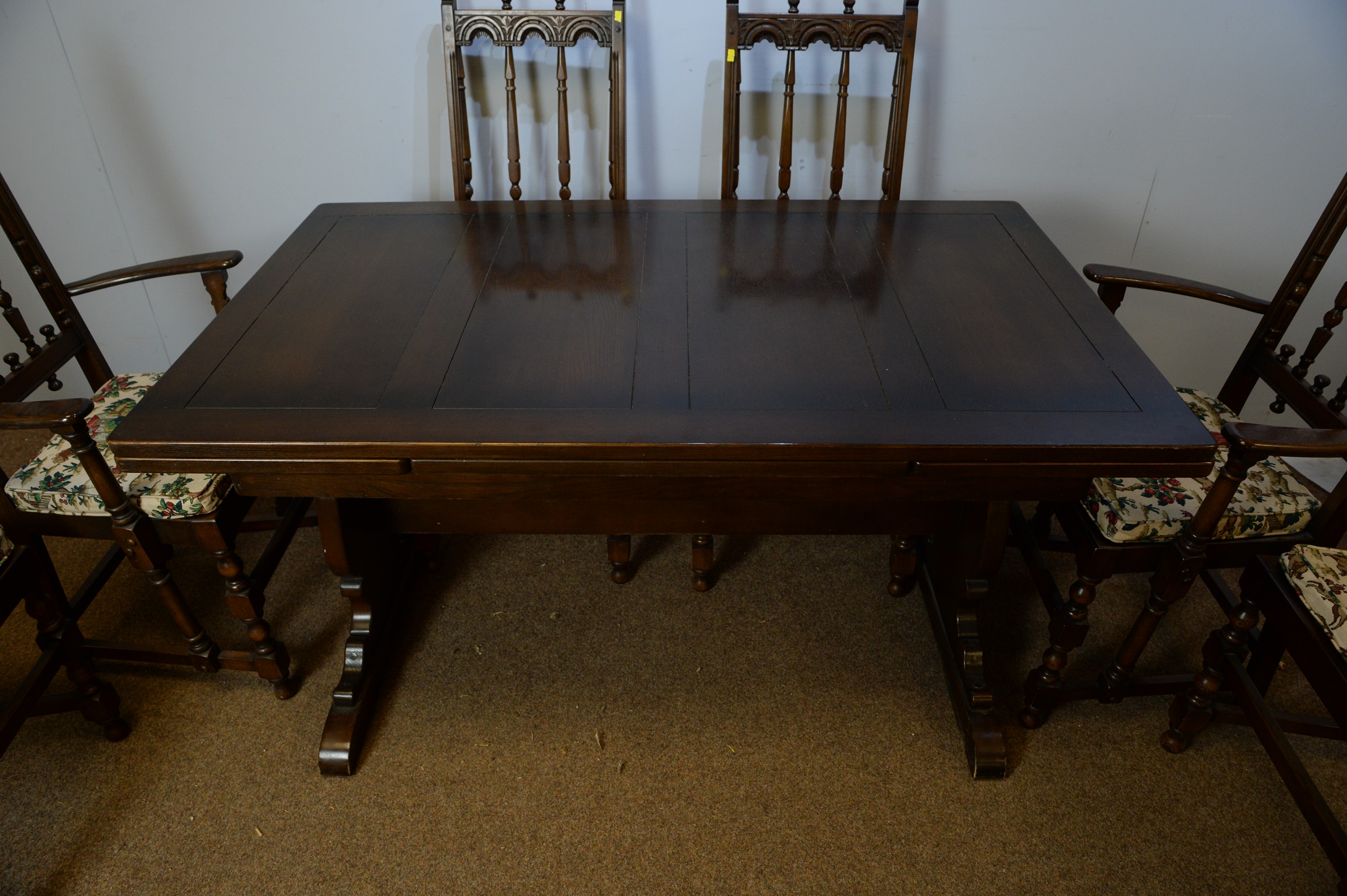 Ercol Old Colonial dining room furniture. - Image 4 of 5