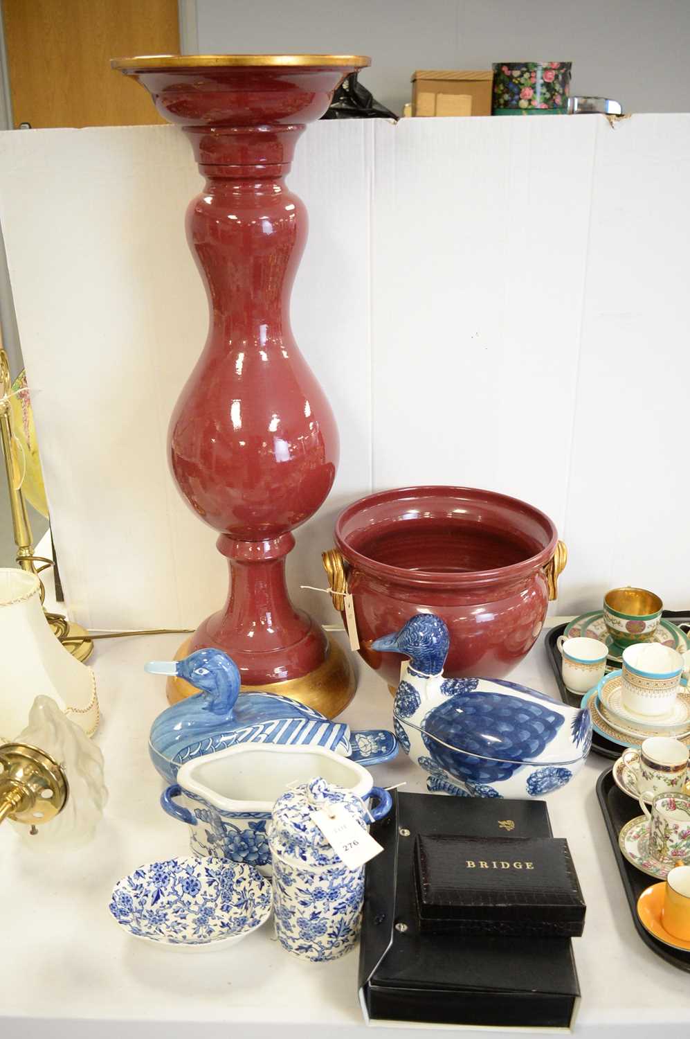 A small quantity of modern ceramics and other items.