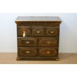 Early 20th C chest of drawers.