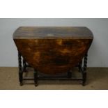 Early 20th C oak gateleg table.