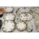 A Ridgway's Dinam pattern earthenware dinner service