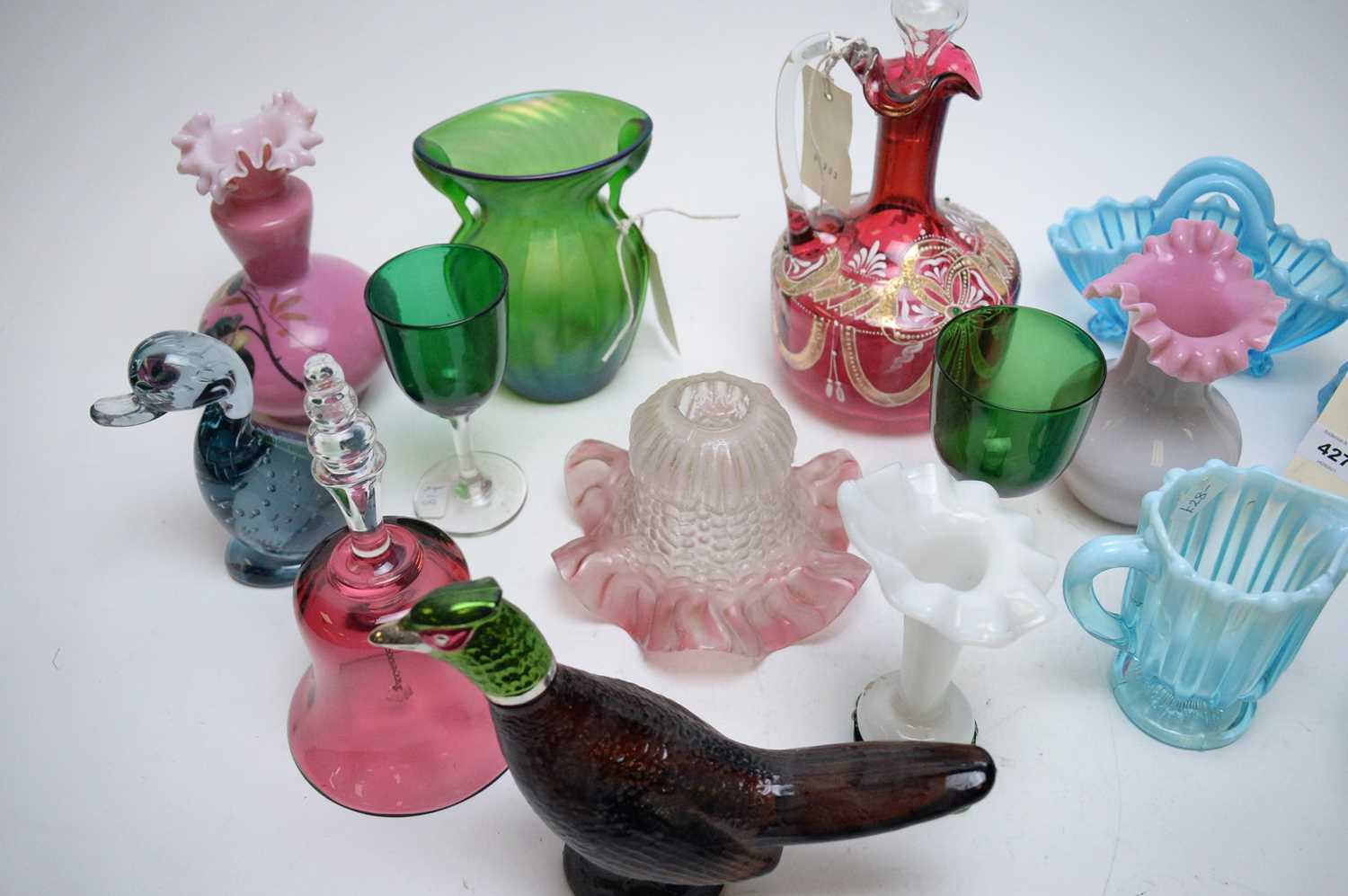 Quantity of coloured glass, various. - Image 3 of 3