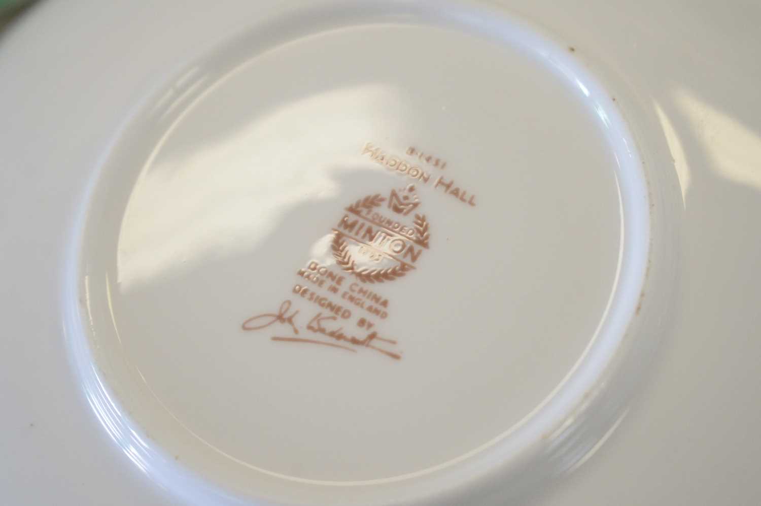 Minton Haddon Hall pattern tea and dinner service - Image 3 of 3