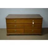 Early 20th C oak chest of drawers.