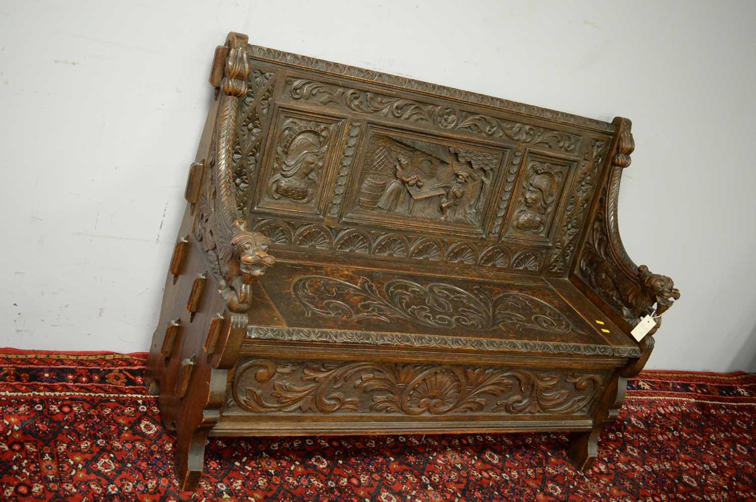 Early 20th C carved oak settle. - Image 3 of 5