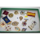 Selection of Masonic interest medallions.
