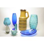 Selection of modern Studio glassware; and others.