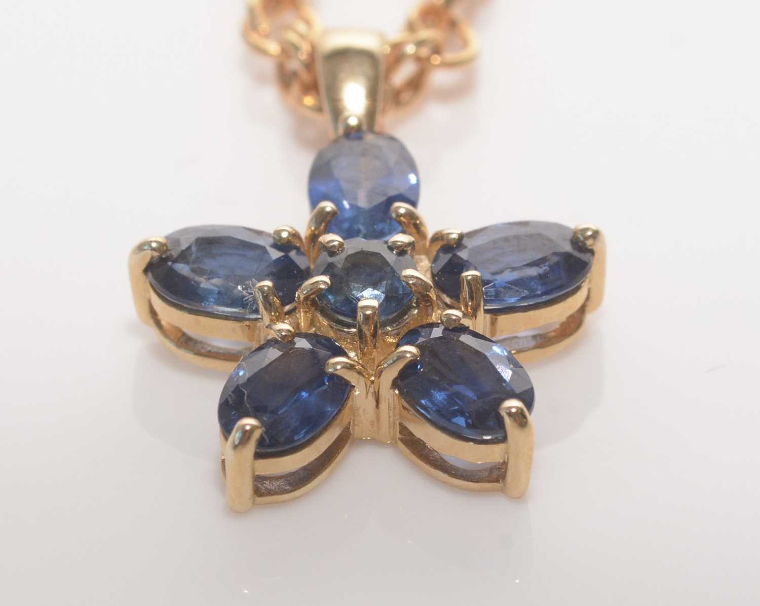 Kanchanaburi sapphire pendant. - Bild 2 aus 5