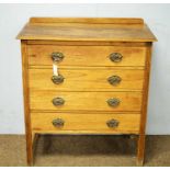 Early 20th Century oak chest of drawers