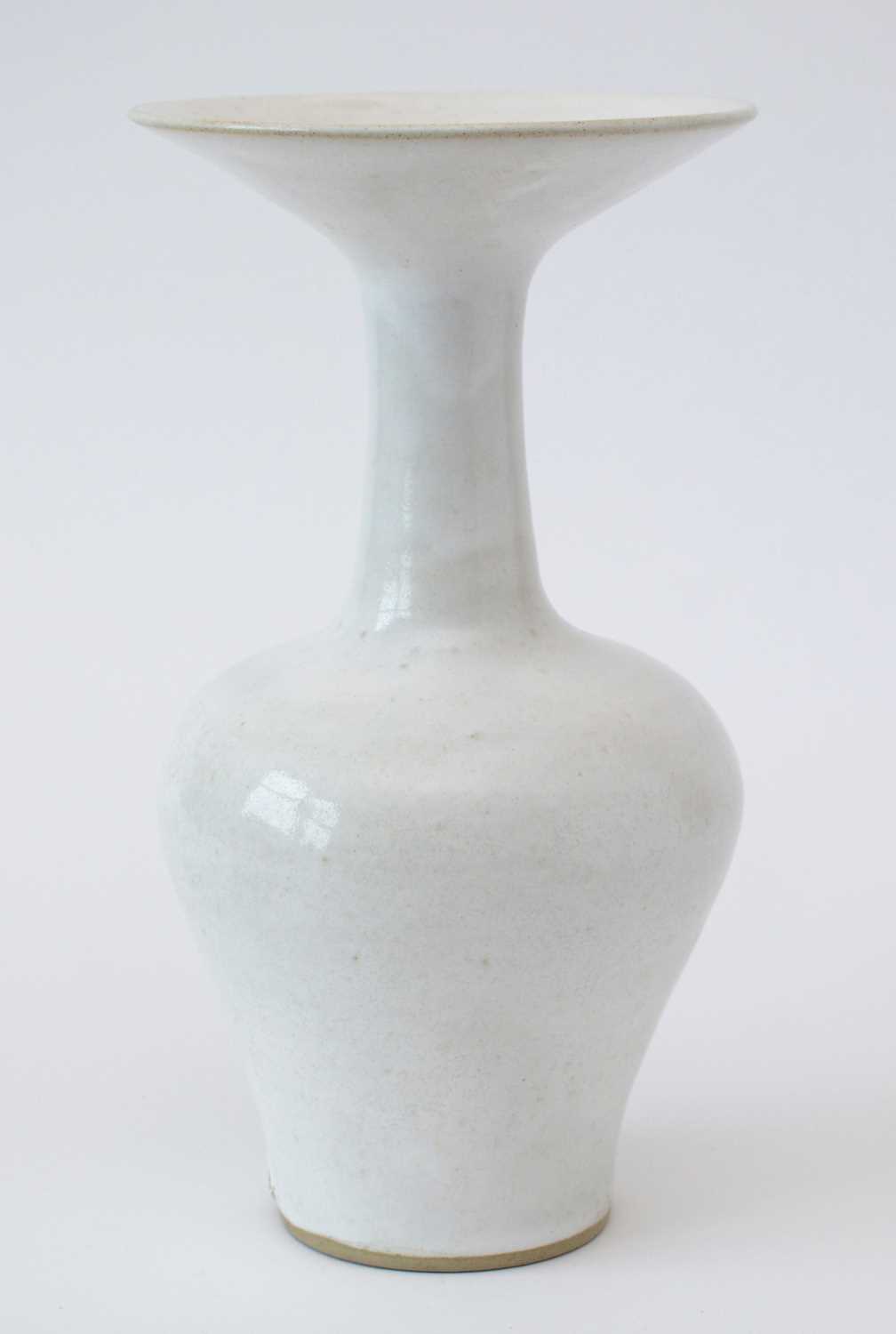 Lucie Rie large trumpet shaped vase - Image 2 of 9