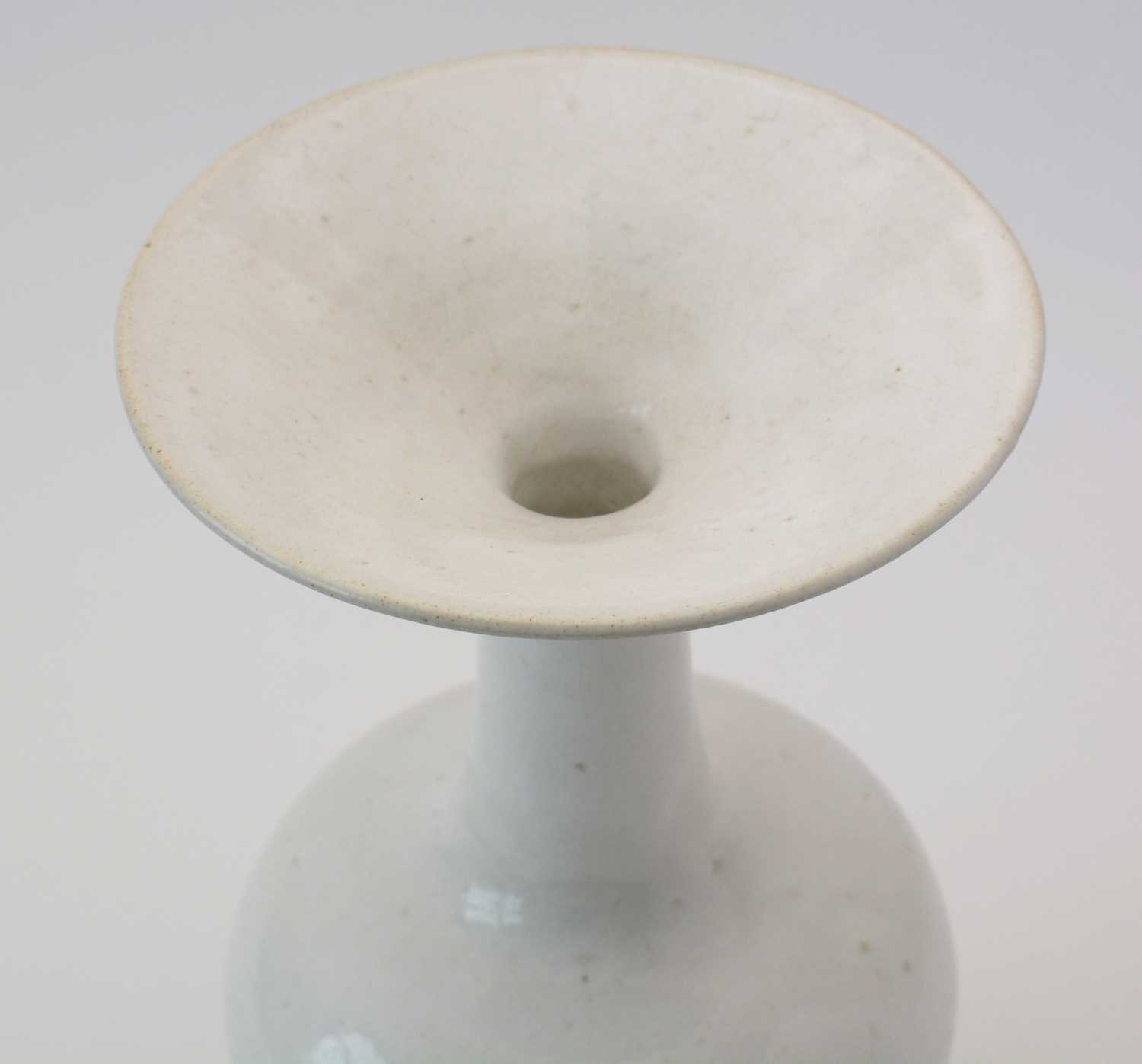 Lucie Rie large trumpet shaped vase - Image 6 of 9