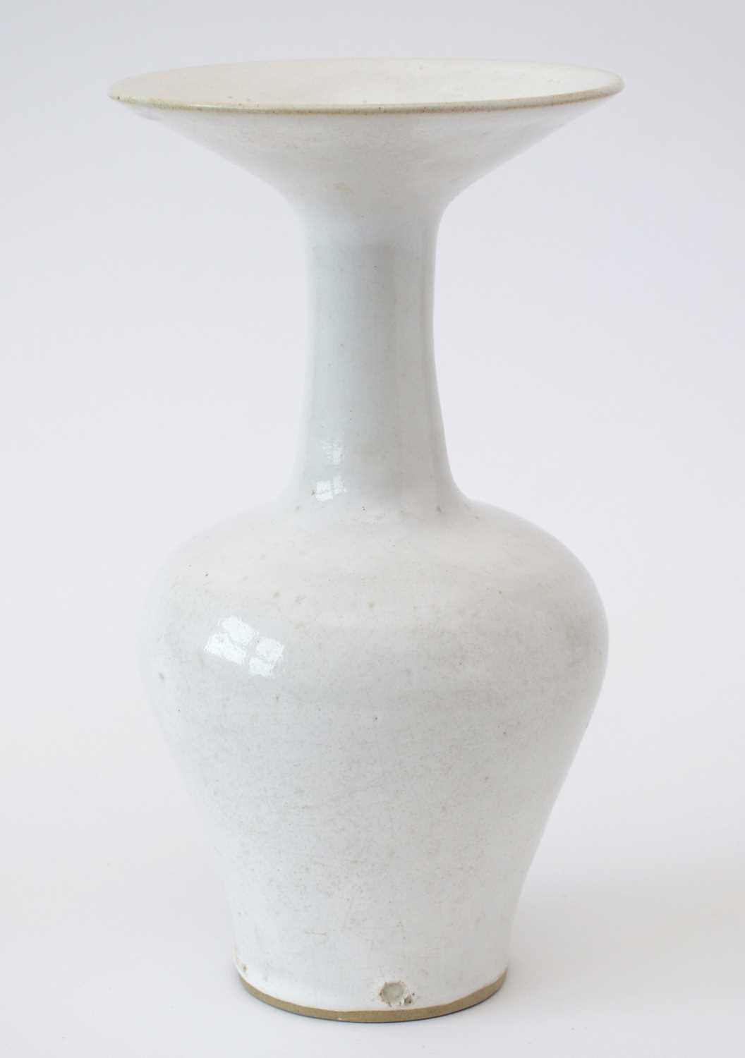 Lucie Rie large trumpet shaped vase - Image 3 of 9