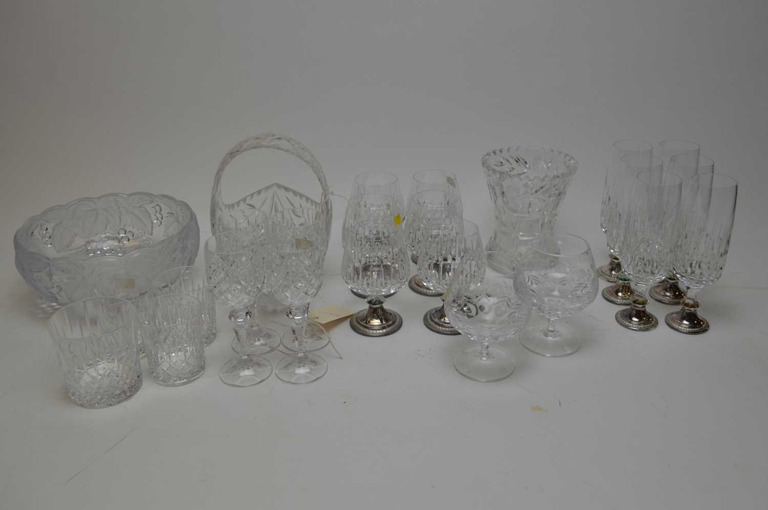 Selection of crystal and glass ware