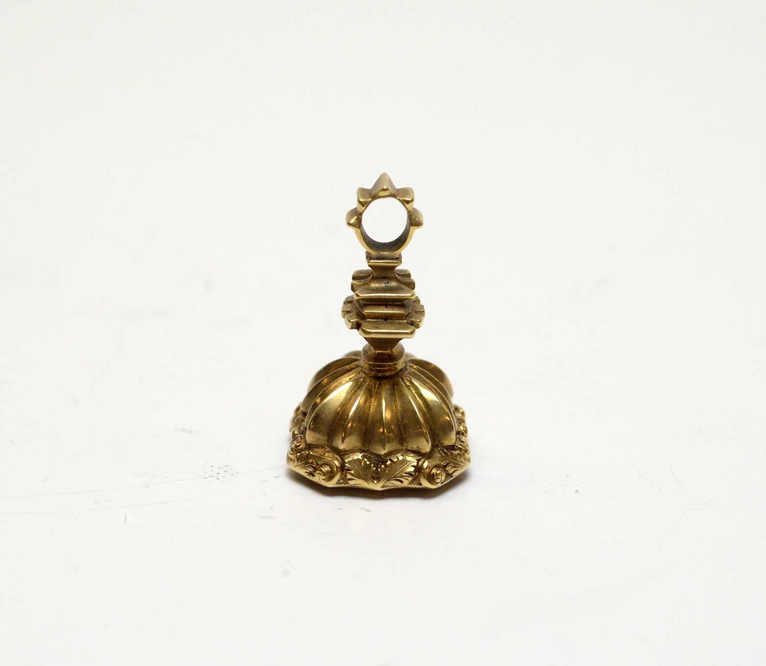 A 19th Century yellow metal and citrine fob seal. - Image 2 of 3