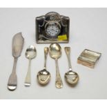 Antique and other items of silver.