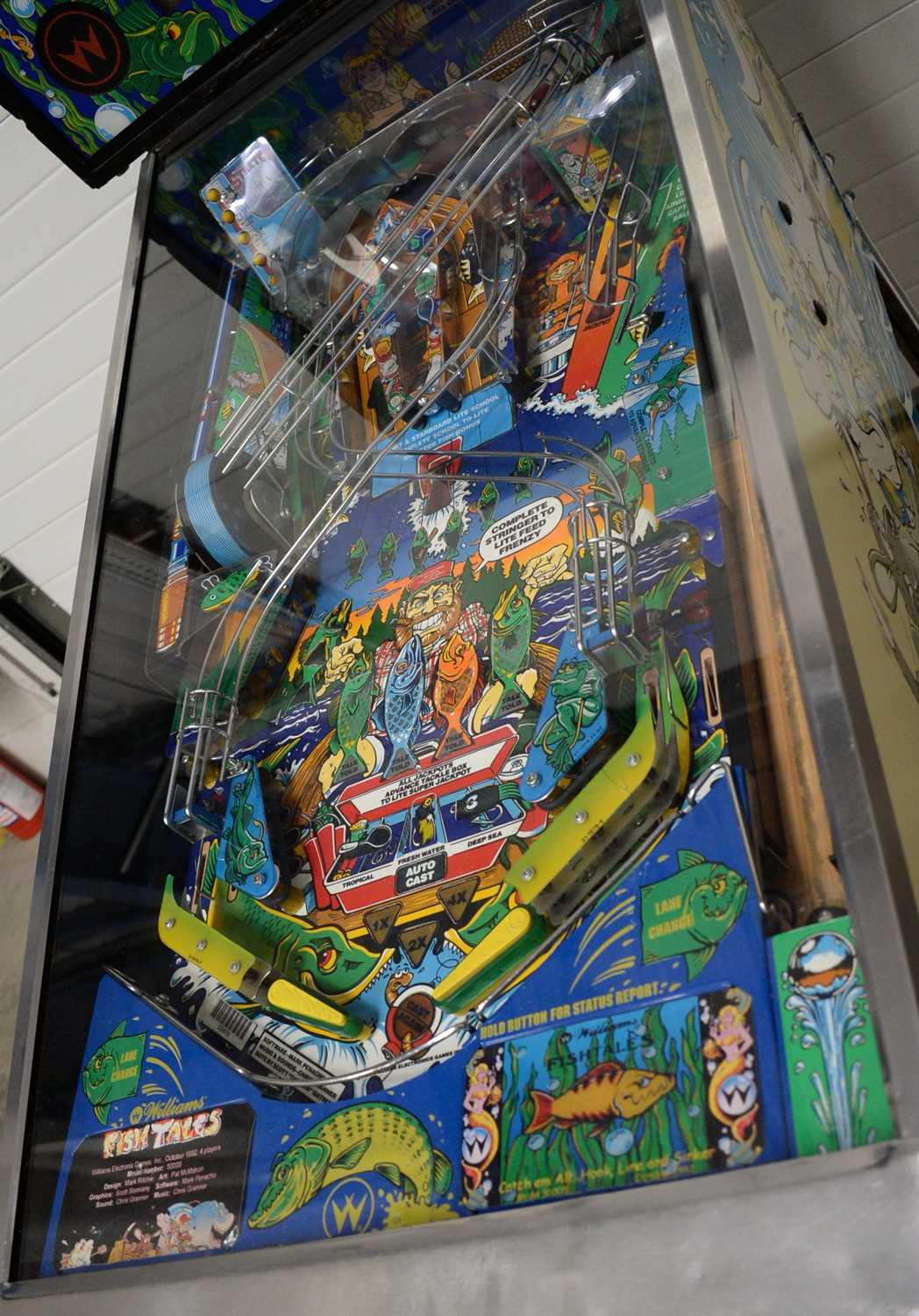 A Williams Electronic Games Inc pinball amusement machine - Image 6 of 6