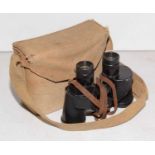 Cased pair of Canadian WWII 6x30 Graticule military binoculars