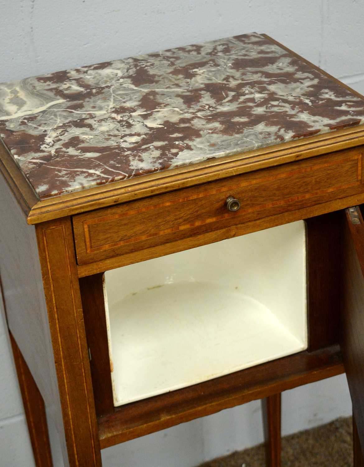 An early 20th C French mahogany and marble top pot cupboard. - Image 2 of 2
