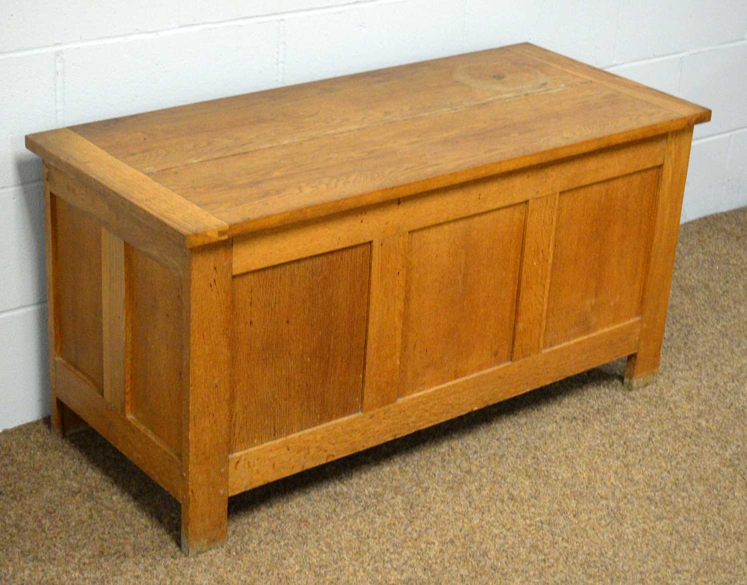 A 20th Century oak blanket box. - Image 2 of 3