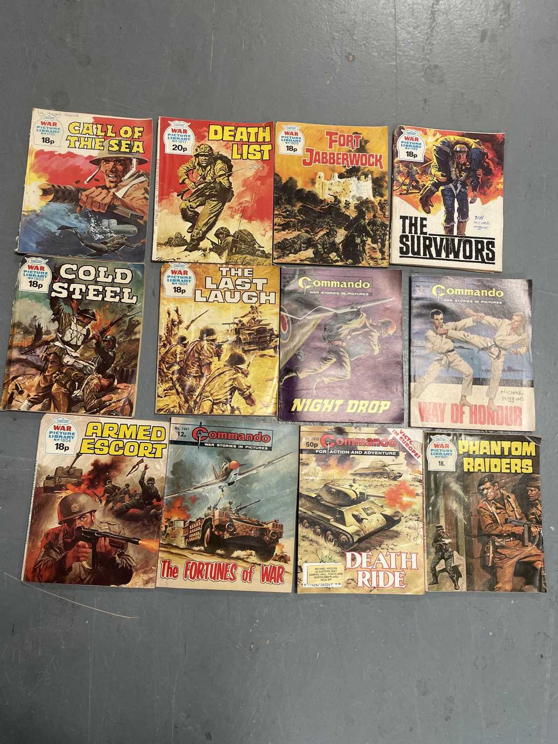 Collection of Commando comics and a selection of music magazines and programmes - Image 3 of 6