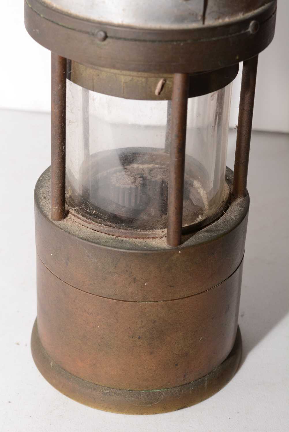 Miners safety lamp by J H Taylor Ltd - Image 3 of 3
