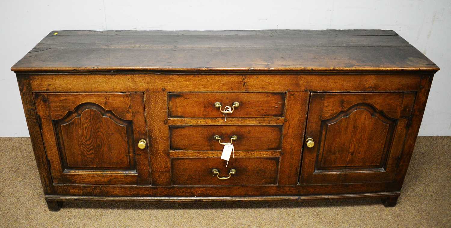 A George III oak dresser base