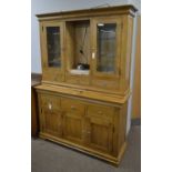 Light oak kitchen dresser.