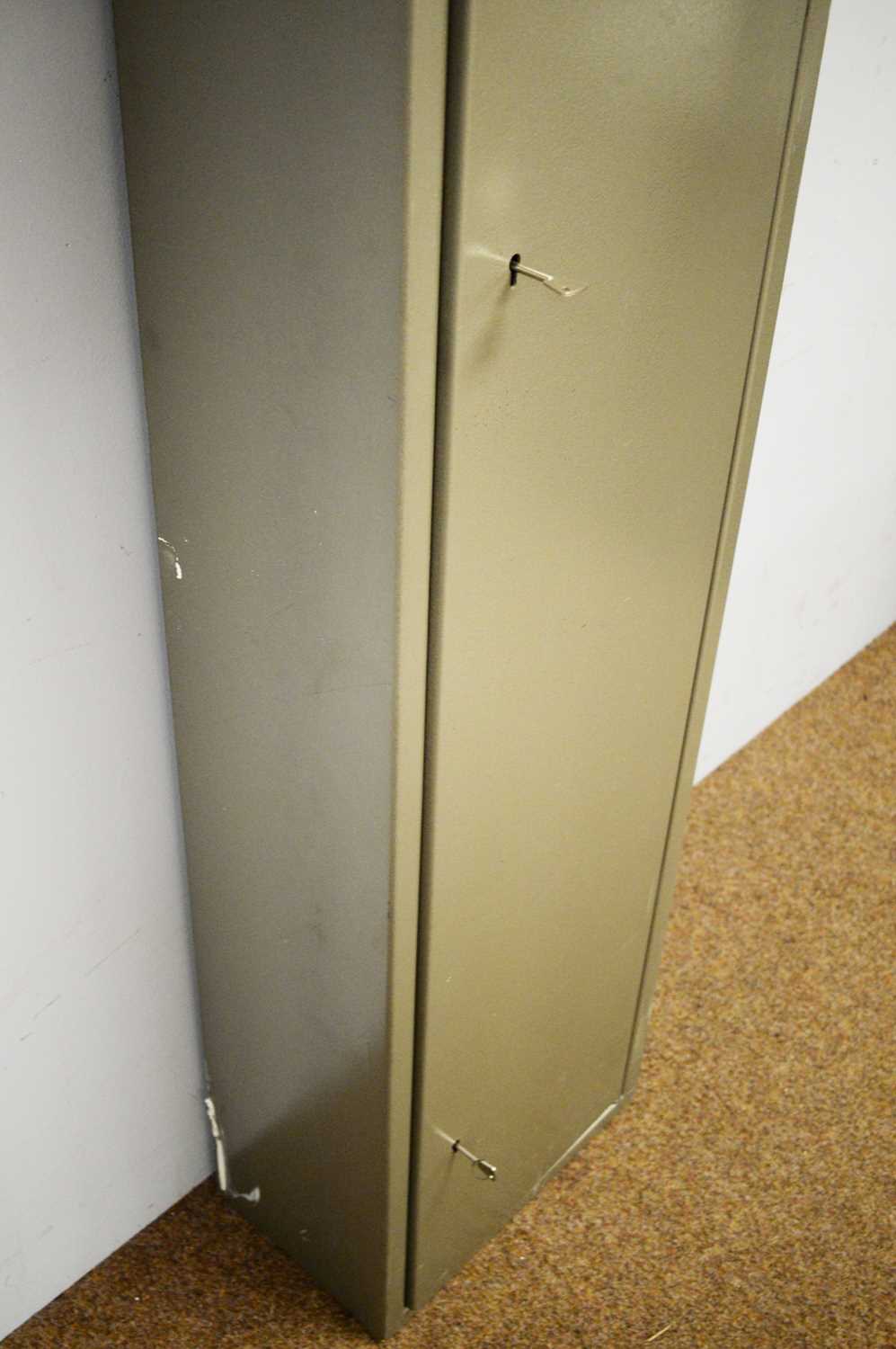 20th century aluminium gun cabinet - Bild 3 aus 3