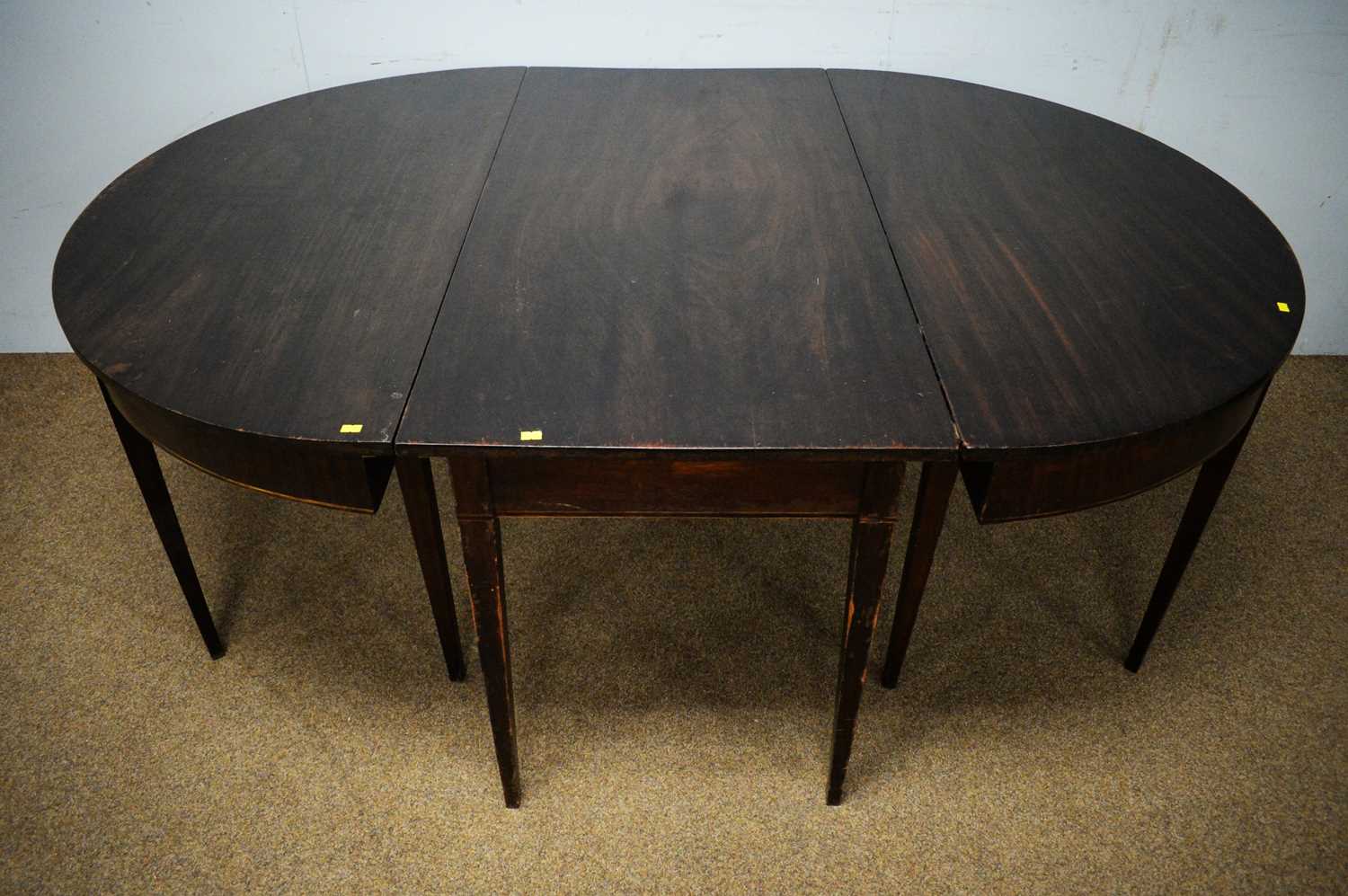 A 19th Century mahogany D-end dining table - Bild 2 aus 3