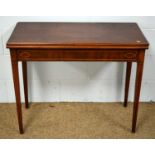 An early 20th Century mahogany tea table