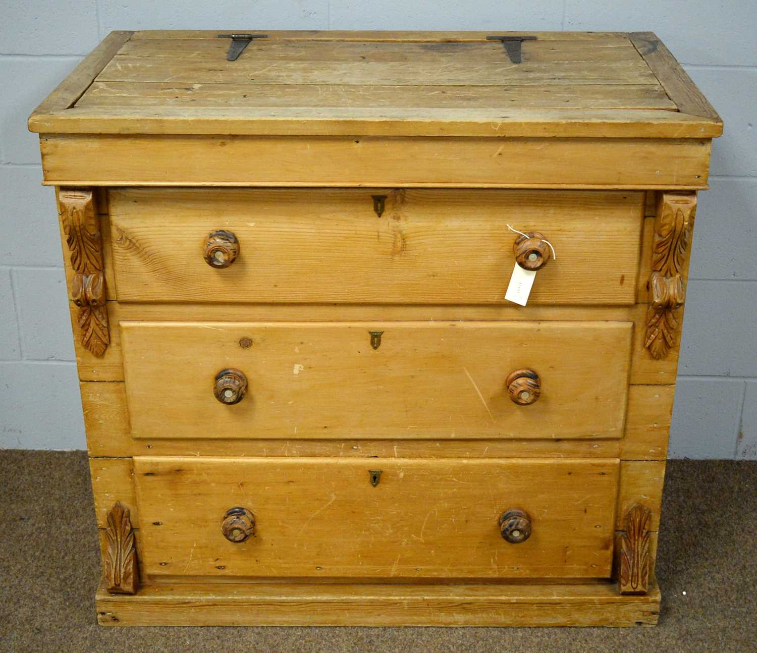 A late 19th Century pine chest of drawers