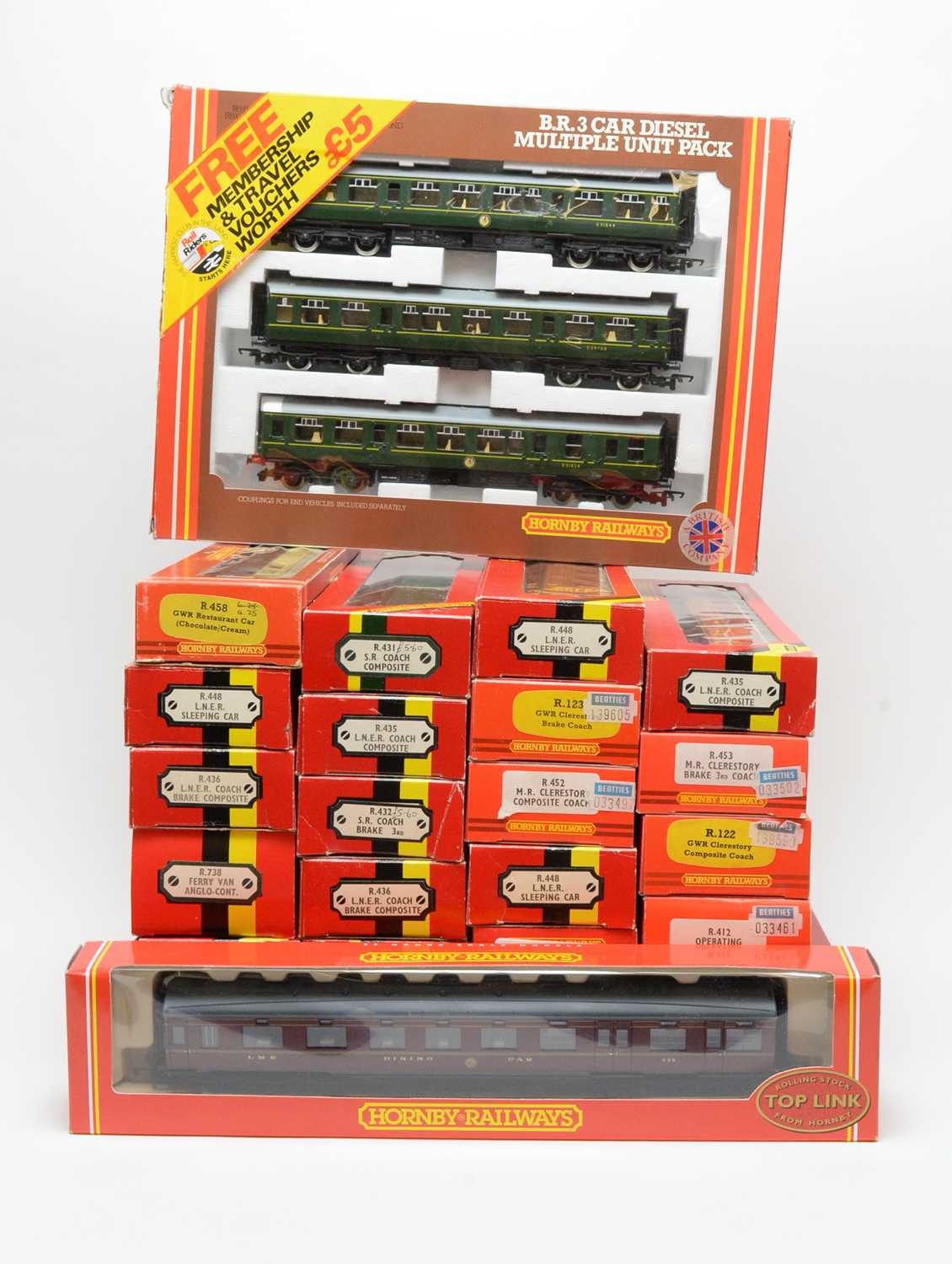 Group of twenty-five boxed Hornby 00-gauge railway carriages.