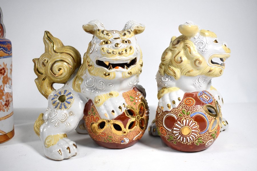 A small collection on 19th century and later Chinese and Japanese ceramics - Image 2 of 4