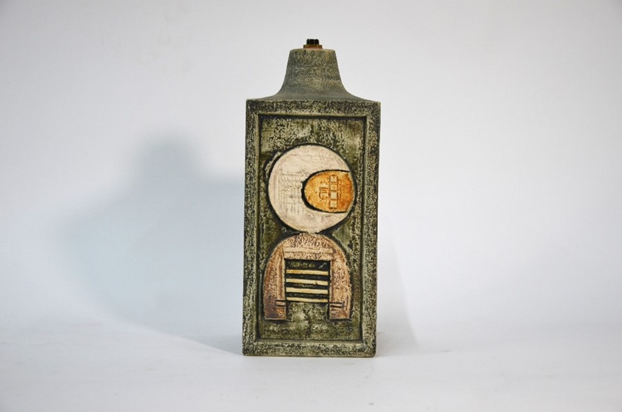 A Troika lamp with incised and textured abstract decoration - Image 2 of 4