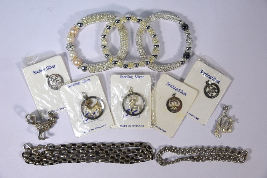 Collection of silver and white metal jewellery - Image 2 of 4