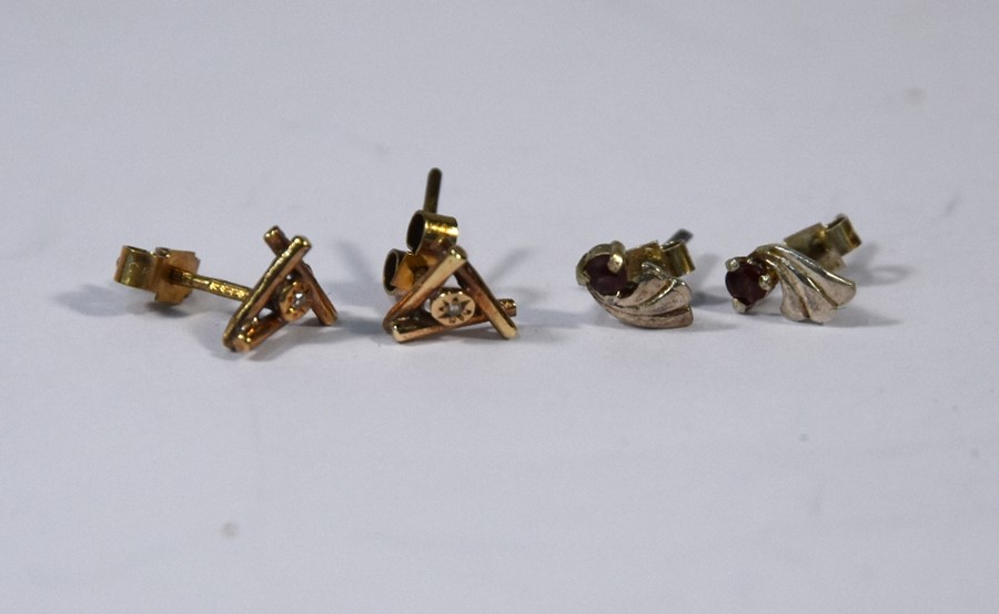 Three pairs of various earrings - Image 4 of 4