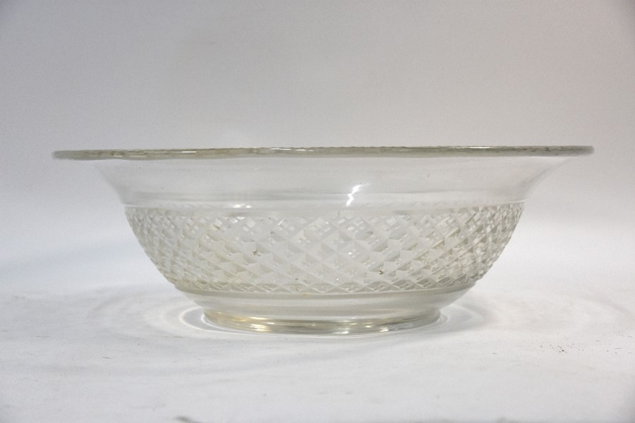 A large cut glass bowl with hobnail and milled edge designs - Image 2 of 4