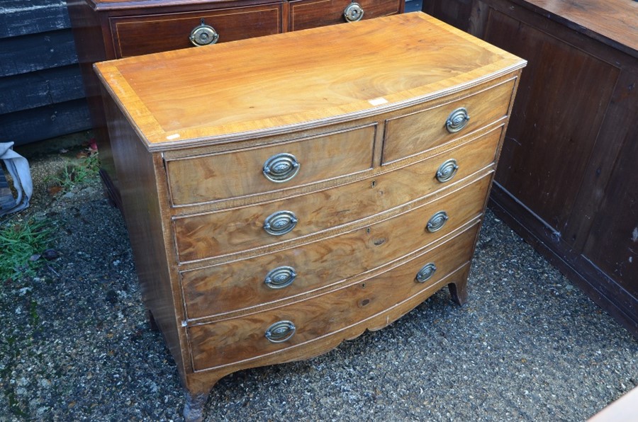 A 19th century mahogany bowfront chest of drawers - Image 2 of 3