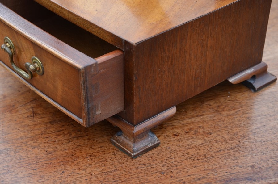 An Edwardian mahogany framed oval toilet mirror - Image 2 of 3