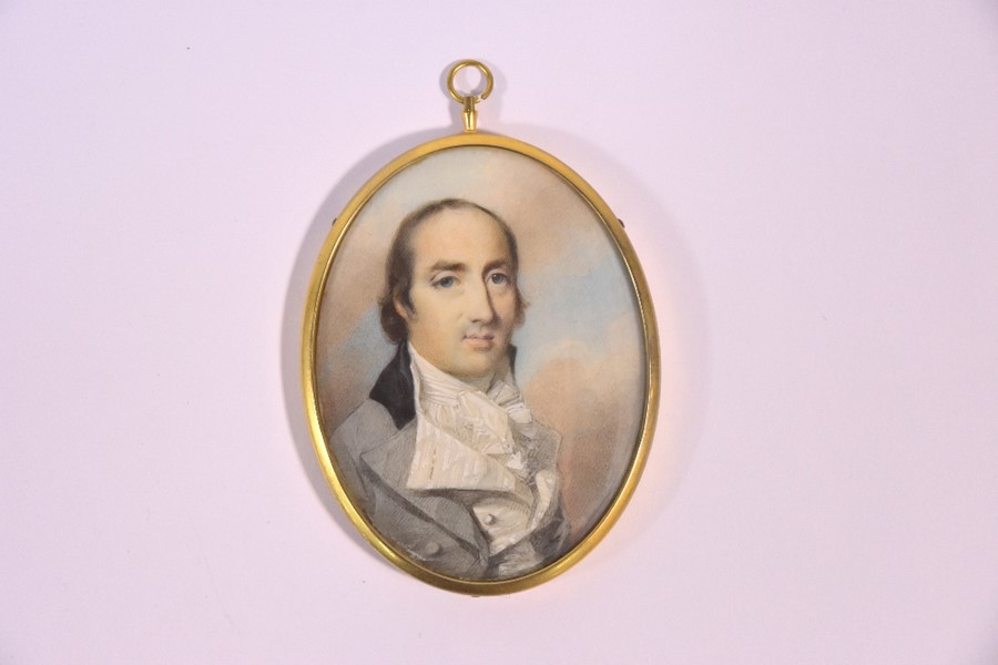 A George III oval portrait miniature in the manner of George Engleheart - Image 5 of 6