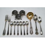 Oddments of Victorian and later silver