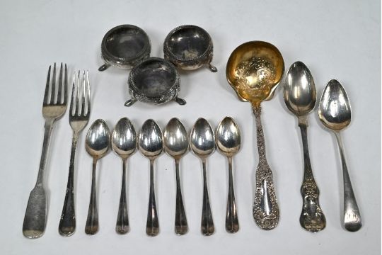 Oddments of Victorian and later silver - Image 1 of 7