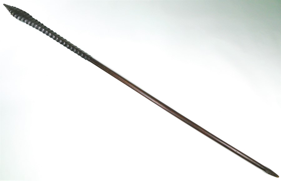 A rare Polynesian pole or spear club Momore Akatara, from Rarotonga/Atui, Cook Islands - Image 8 of 12