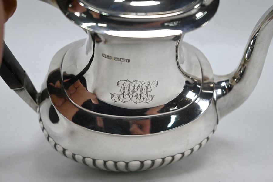 Victorian silver coffee pot - Image 4 of 6