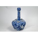 A Chinese blue and white porcelain tulip vase, late Qing or Republic period, 26 cm high