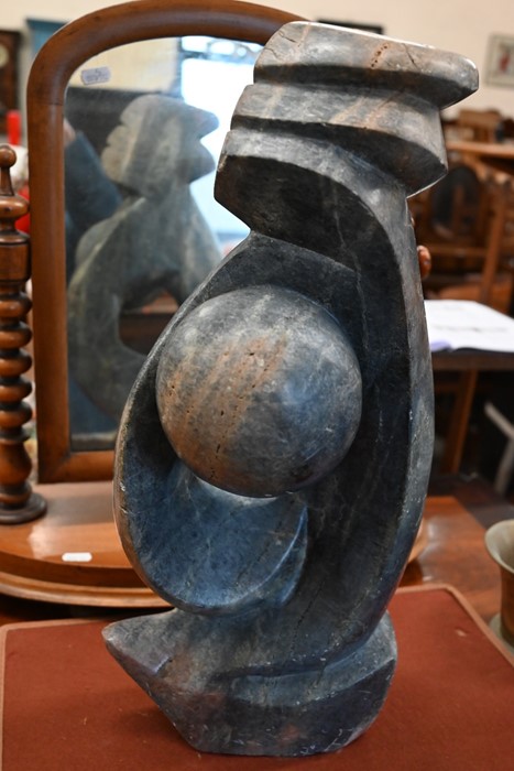 An African carved stone abstract sculpture, 47 cm high - Image 4 of 5