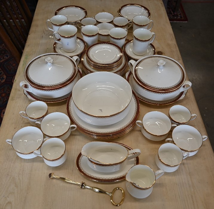 A Royal Albert Paragon china 'Holyrood' pattern dinner/tea service