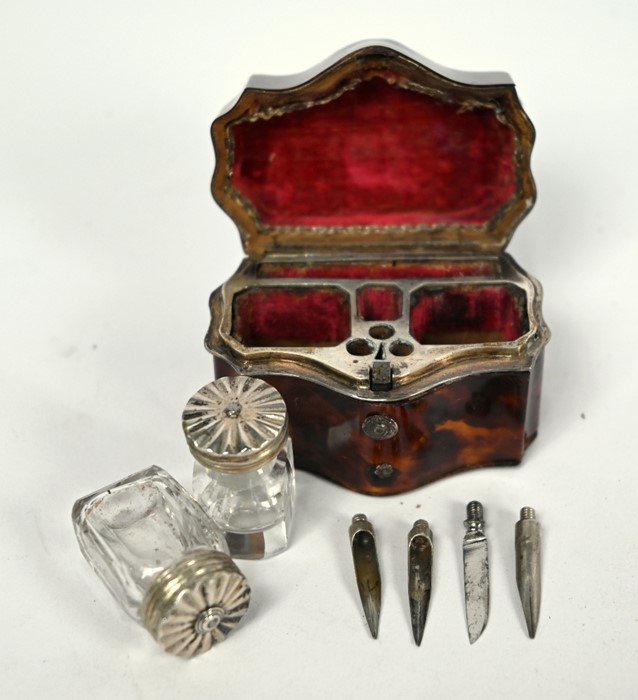 A 19th century Continental tortoiseshell writer's necessaire with white metal mounts - Image 2 of 11